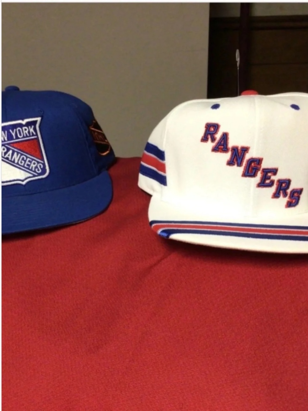 NHL 2 New York Rangers ball caps